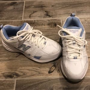 New Balance Tennis Shoes